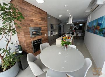 Apartamento · 117m² · 3 Quartos · 2 Vagas · Apartamento para alugar em Centro de 117.00m² com 3 Quartos, 3 Suites e 2 Garagens