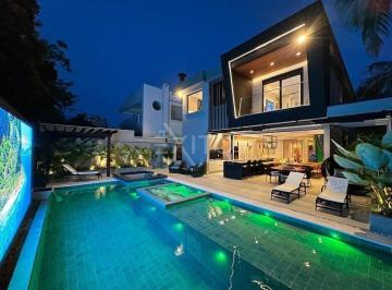 Casa · 592m² · 5 Quartos · 2 Vagas · Casa para venda em Riviera De São Lourenço de 592.00m² com 5 Quartos, 5 Suites e 2 Garagens