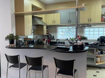 Casa · 303m² · 3 Quartos · 2 Vagas · Casa de Condomínio para venda em Vila Oliveira de 303.00m² com 3 Quartos, 3 Suites e 2 Garagens