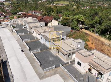 Casa · 54m² · 2 Quartos · Casas com excelente espaço externo no bairro Testo Rega em Pomerode