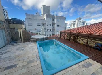 531774fa77c1ef159eeff8f03b7784f98c764079 · Casa Comercial com piscina e 4 vagas de garagem para Alugar em Barreiros.