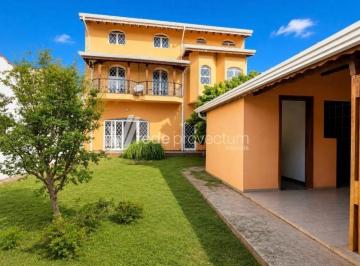 0 · Casa sobrado a venda com 6 quartos.