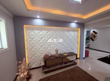 Casa en Venda de 5 quartos Felícia · Casa para venda em Felícia de 240.00m² com 5 Quartos, 2 Suites e 3 Garagens