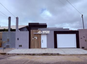 Casa de 3 quartos, Vitória da Conquista · Casa para venda em Felícia de 120.00m² com 3 Quartos, 3 Suites e 2 Garagens
