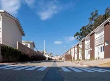 Casa de 2 quartos, Suzano · Casa para venda em Chácara Faggion de 61.80m² com 2 Quartos e 2 Garagens