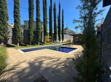 Casa · 140m² · 3 Quartos · 2 Vagas · Casa de Condomínio para alugar em Condomínio Residencial Quinta das Oliveiras de 140.00m² com 3 Quar