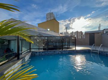 Foto · Cobertura piscina e área gourmet com churrasqueira na região do Aquário na Praia