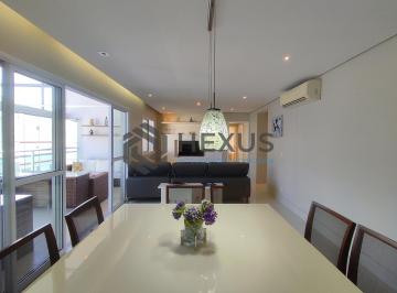 Foto · Apartamento reformado com varanda gourmet e lazer a uma quadra da Praia das Astu