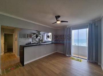 Foto · Apartamento reformado com vista mar a uma quadra da Praia das Pitangueiras, Guar