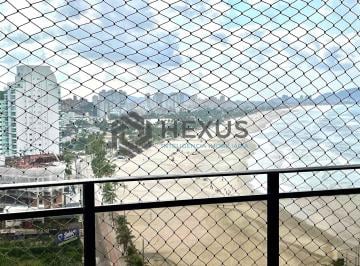 Foto · Apartamento com varanda e vista mar na beira mar da Praia das Pitangueiras, Guar
