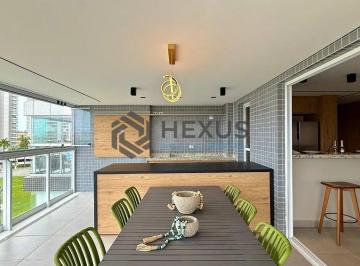 Foto · Apartamento reformado com varanda gourmet vista mar e lazer a 100m da praia