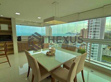 Foto · Apartamento reformado com varanda vista mar e lazer a 300m da praia na Enseada,