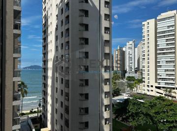 Foto · Apartamento reformado com varanda vista mar e lazer a 200m da praia no Jardim As