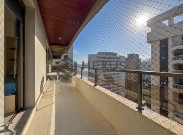 Foto · Apartamento com varanda e vista mar na quadra mar da Praia das Pitangueiras, Gua