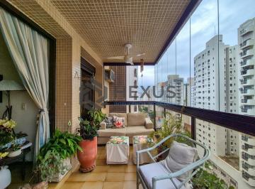 Foto · Apartamento com varanda e lazer a duas quadras da Praia das Pitangueiras, Guaruj