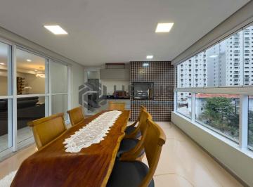 Foto · Apartamento reformado com varanda gourmet e lazer na Praia das Pitangueiras, Gua