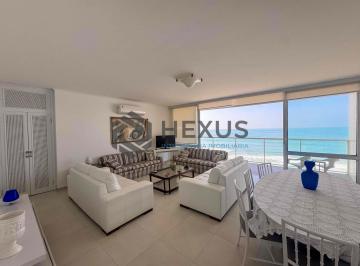 Foto · Apartamento frente mar com varanda e vista mar na Praia das Pitangueiras, Guaruj