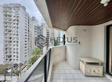 Foto · Apartamento reformado com varanda e lazer na quadra mar da Praia das Pitangueira
