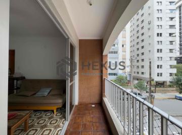 Foto · Apartamento com varanda a duas quadras da Praia das Pitangueiras, Guarujá-SP - 1