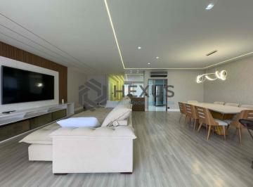 Foto · Apartamento reformado e mobiliado com varanda e lazer na Praia das Pitangueiras,