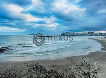 Foto · Apartamento frente mar com varanda e vista mar na Praia das Pitangueiras, Guaruj