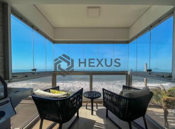 Foto · Apartamento frente mar com varanda e vista mar na Praia das Pitangueiras, Guaruj