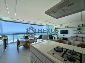 Foto · Apartamento frente mar reformado com varanda e vista mar na Praia das Pitangueir