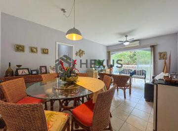 Foto · Apartamento reformado com varanda na quadra mar da Praia das Pitangueiras, Guaru