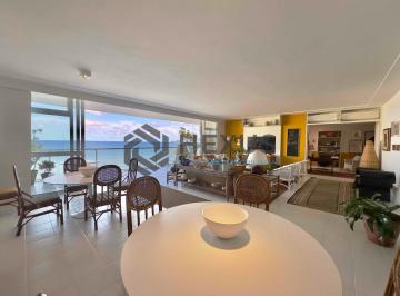 Foto · Apartamento reformado frente mar com varanda vista mar e lazer na Praia das Pita