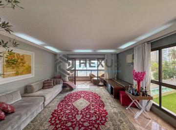 Foto · Apartamento reformado frente mar com varanda vista mar e lazer na Praia das Astu