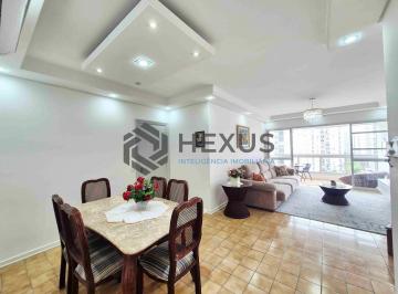 Foto · Apartamento reformado com varanda e lazer na quadra mar da Praia das Pitangueira