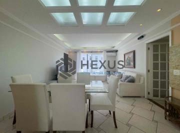 Foto · Apartamento com varanda, reformado, a duas quadras da Praia das Pitangueiras, Gu