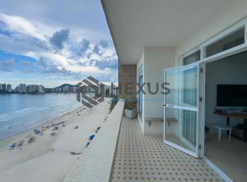 Foto · Apartamento frente mar reformado com varanda e vista mar na Praia das Pitangueir