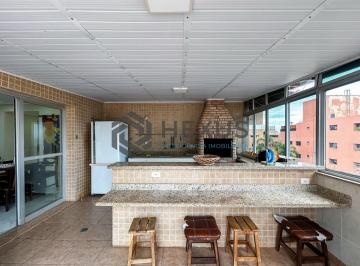Foto · Apartamento com varanda gourmet vista mar e lazer a 300m da praia na Enseada, Gu
