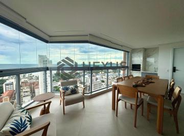 Foto · Apartamento reformado com varanda gourmet vista mar e lazer na Praia da Enseada,