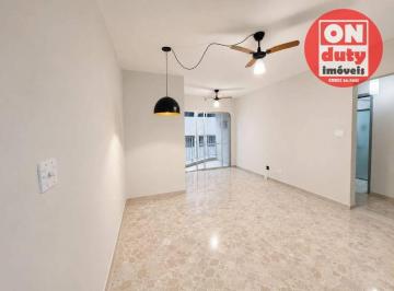 987b6cd8fe913fc39e3c25d40204001153e12e8c · Ponta da Praia. 1 quarto com 2 banheiros. Garagem demarcada.