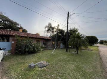 Casa de 4 quartos, Pelotas · Casa com 4 quartos e 1000 m² em Laranjal à venda