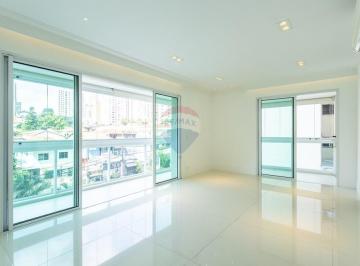 Apartamento · 114m² · 2 Quartos · 2 Vagas · Apartamento á venda na Cayowaa, 2 suítes, 2 vagas, reformado