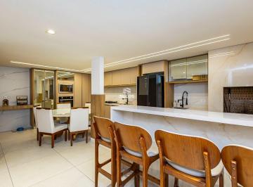 Casa · 175m² · 4 Quartos · 3 Vagas · Sobrado triplex à venda com 4 quartos no Capão Raso em Curitiba