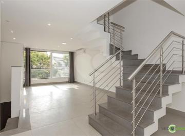 Casa · 203m² · 3 Quartos · 4 Vagas · Sobrado com 3 quartos à venda em Higienópolis - RS