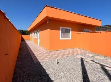 Casa de 2 quartos, Itanhaém · Casa com 2 quartos e espaço para piscina em Itanhaém.