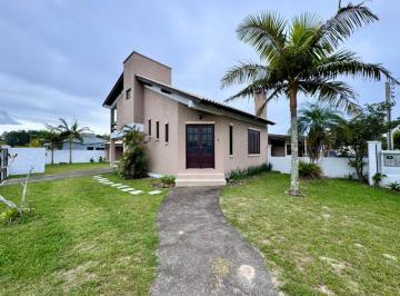 Casa de 2 quartos, Capão da Canoa · Sobrado de esquina na Praia do Barco