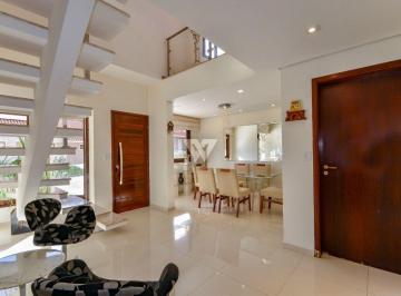Casa de 4 quartos, Curitiba · CASA 4EM CONDOMÍNIO 4 QUARTOS 2 SUÍTES 4 VAGAS - 220M² - SANTA FELICIDADE