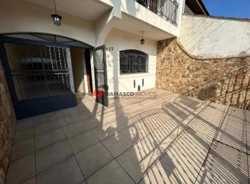 Casa · 203m² · 3 Quartos · 5 Vagas · Sobrado em Nova Gerti