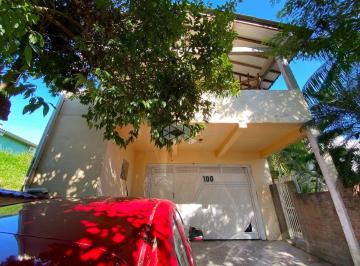 Casa · 136m² · 2 Quartos · 4 Vagas · LINDO SOBRADO EM SÃO LEOPOLDO