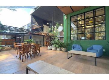 Comercial · 183m² · Ponto Comercial no Ramo Alimentício