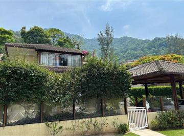 Casa · 400m² · 5 Quartos · 3 Vagas · Viva o privilégio de morar em um dos condomínios mais desejados do Rio de Janeiro!