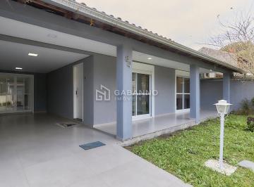 Casa · 179m² · 3 Quartos · 2 Vagas · Casa Térrea Recém Reformada no Abranches