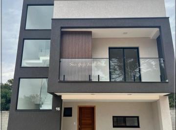 Casa · 124m² · 3 Quartos · 2 Vagas · Sofisticação, conforto e excelente localização no