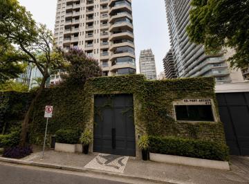 Apartamento · 220m² · 4 Quartos · 4 Vagas ·
Apartamento de Alto Padrão à Venda no Itaim Bibi